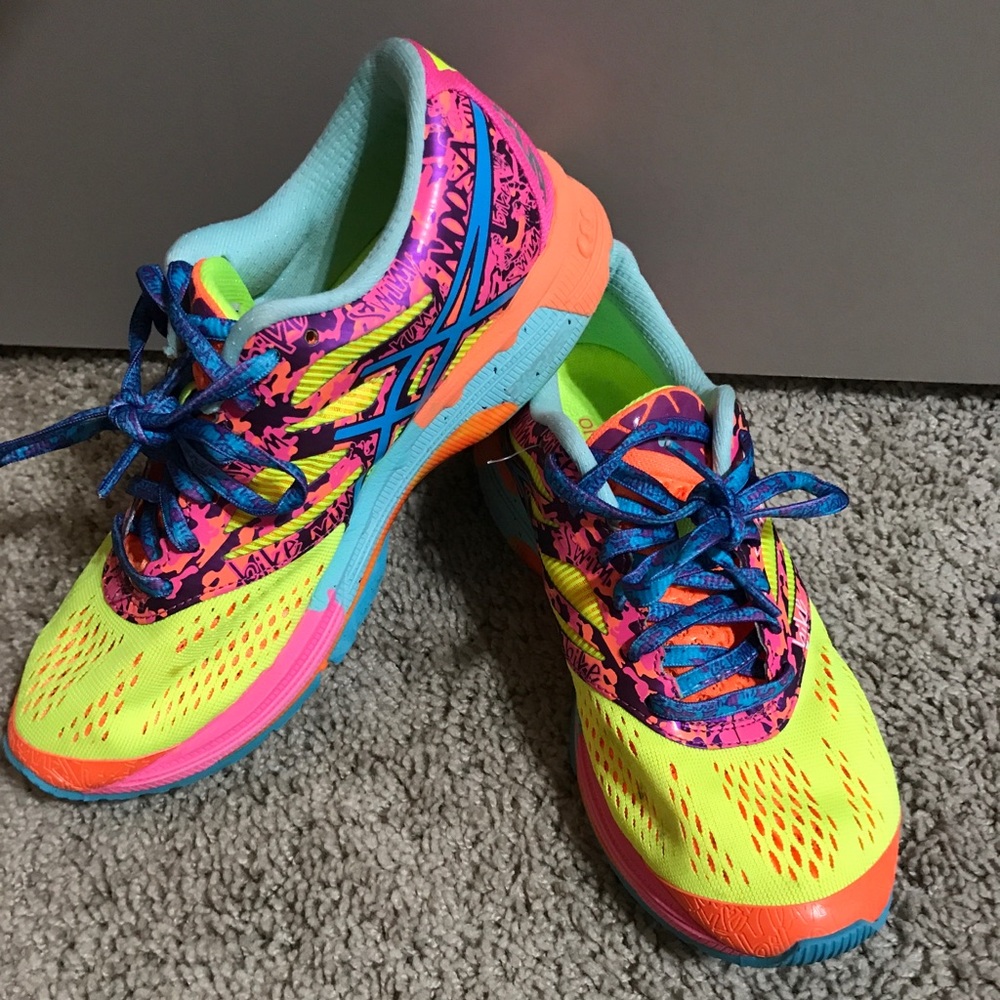 ASIC running shoes
